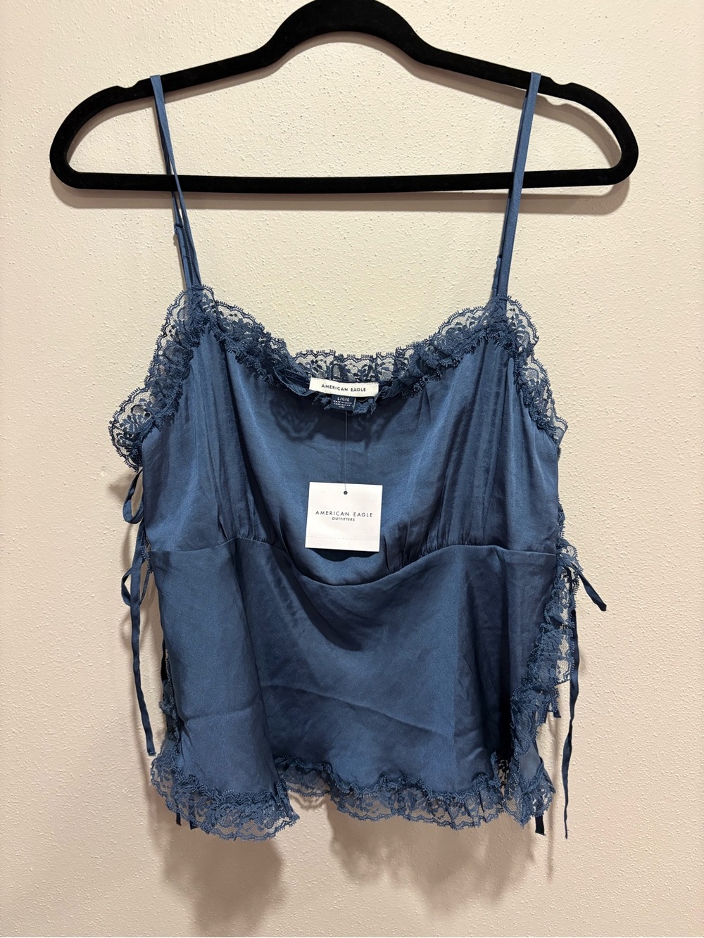 AEO size large lace trim tank top